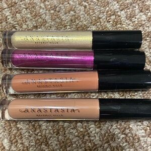 Anastasia Beverly Hills Glosses